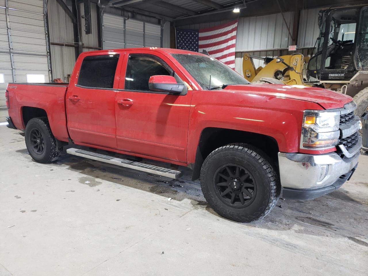 2017 CHEVROLET SILVERADO - Image 4
