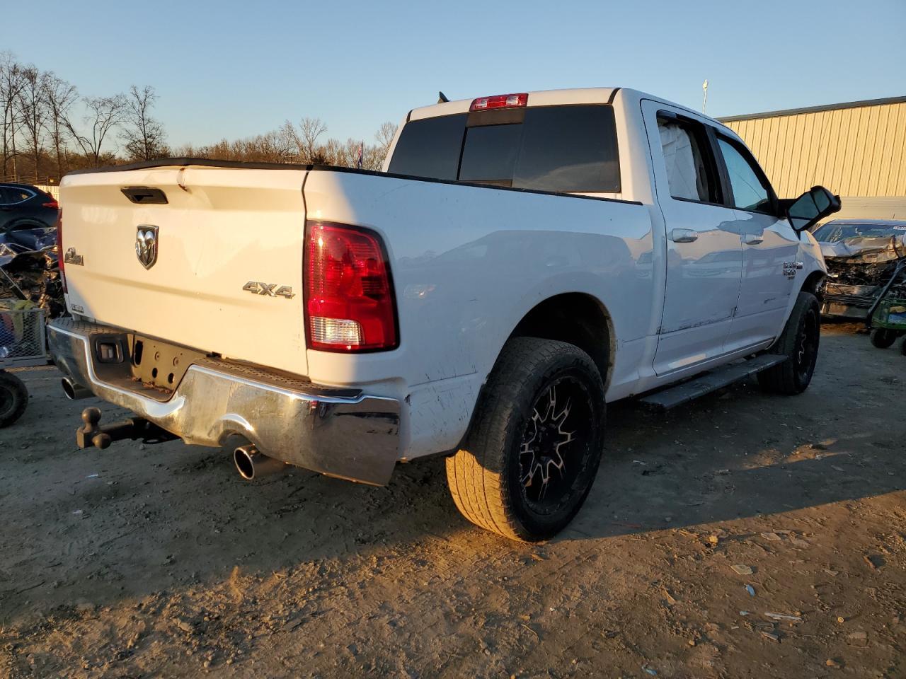 2019 RAM 1500 CLASS - Фото 3
