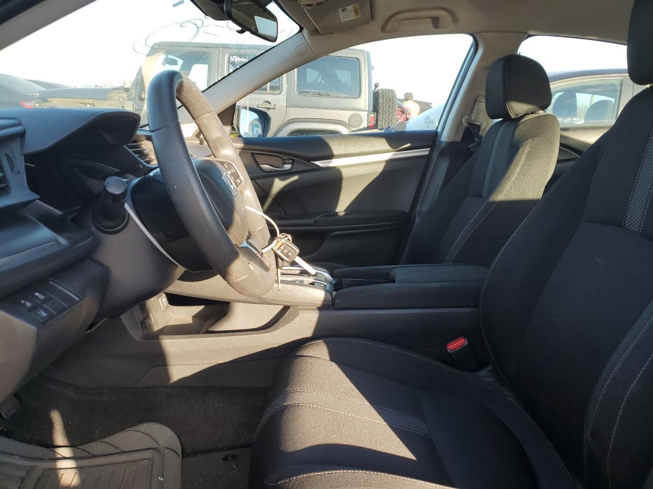 2019 HONDA CIVIC LX - Image 7
