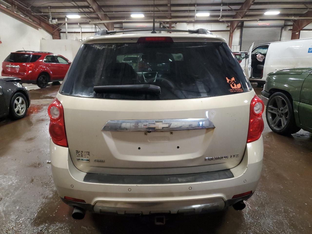 2011 CHEVROLET EQUINOX LT - Фото 6