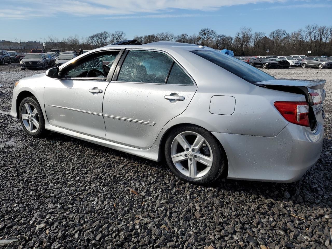 2012 TOYOTA CAMRY BASE - Фото 2