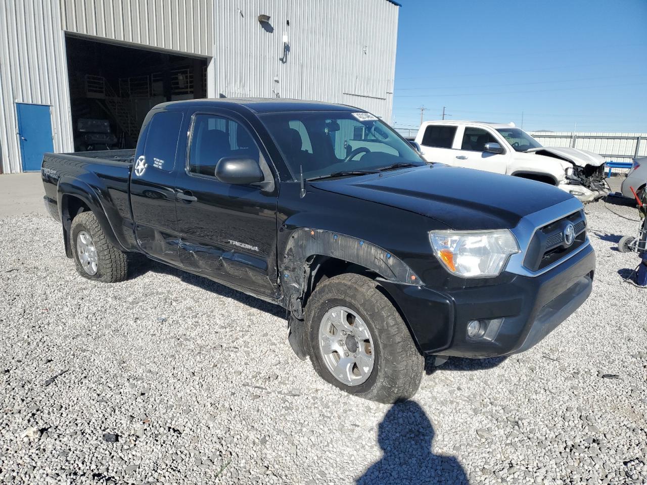 2014 TOYOTA TACOMA - Фото 4