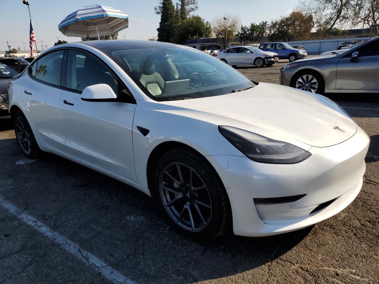 2021 TESLA MODEL 3 - Image 4