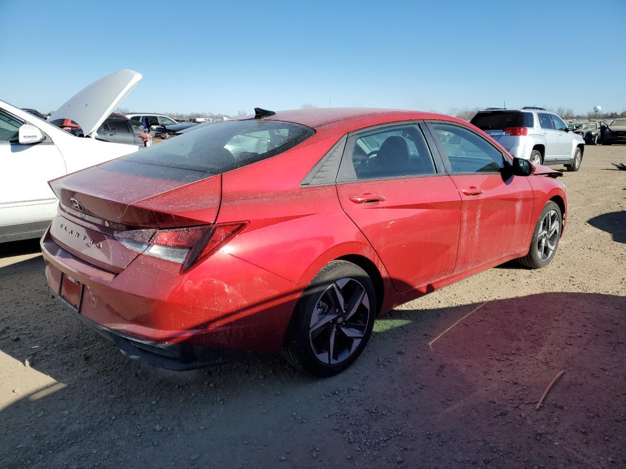 2023 HYUNDAI ELANTRA SE - Фото 3