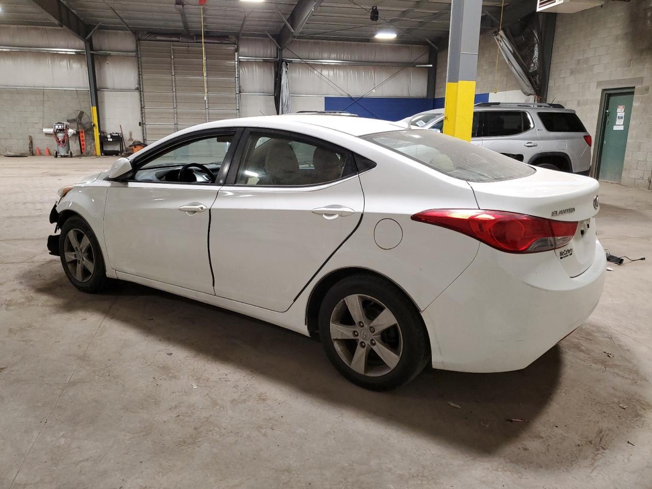 2011 HYUNDAI ELANTRA GL - Image 2