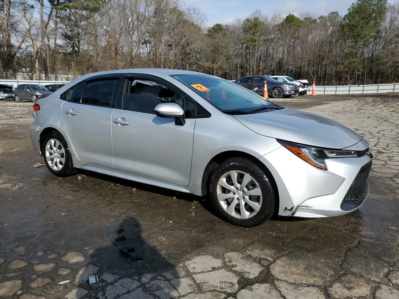 2022 TOYOTA COROLLA LE - Image 4