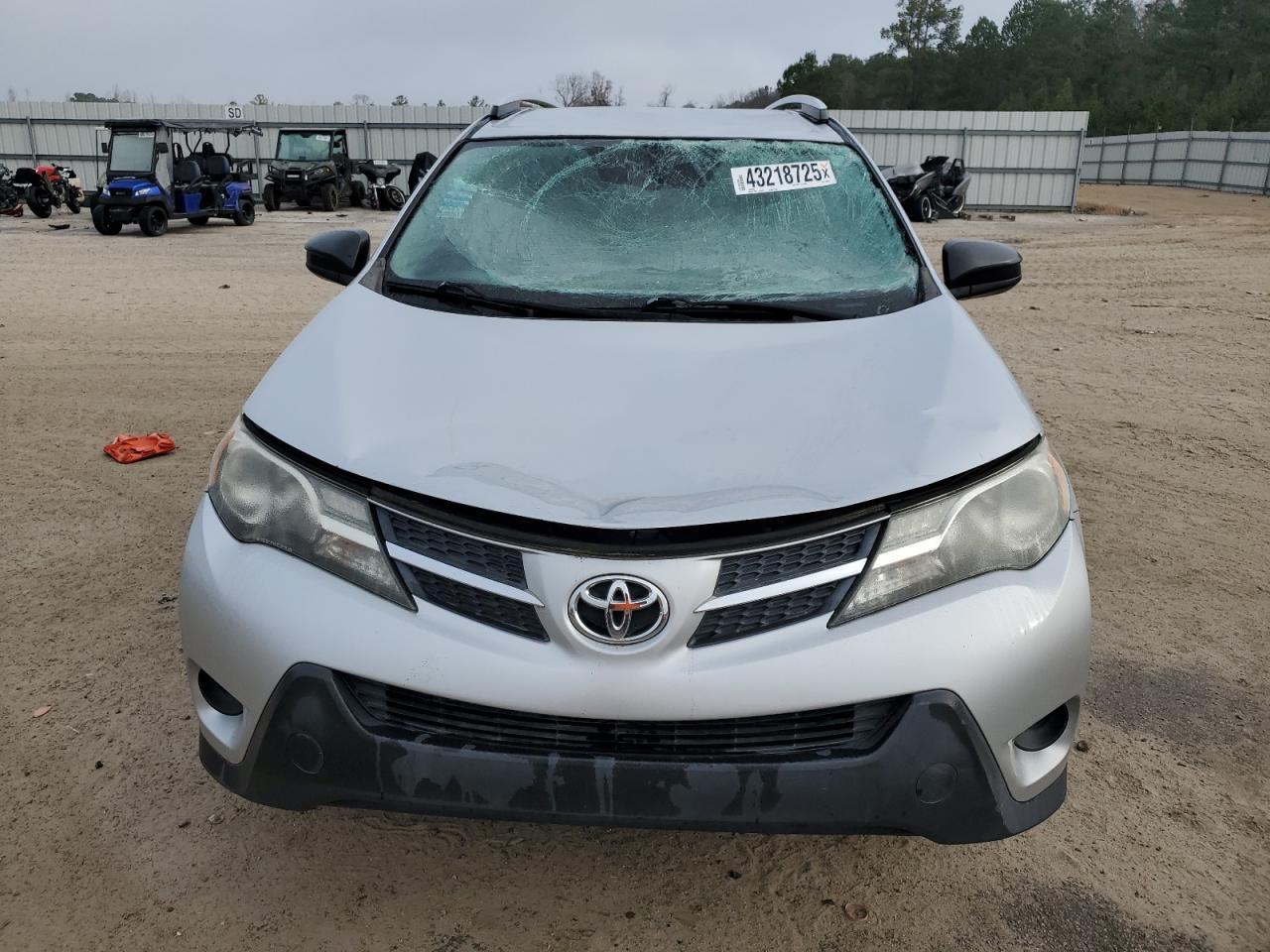 2014 TOYOTA RAV4 LE - Фото 5