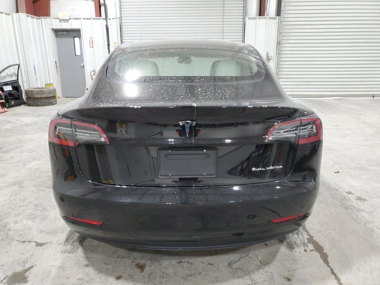 2021 TESLA MODEL 3 - Фото 6