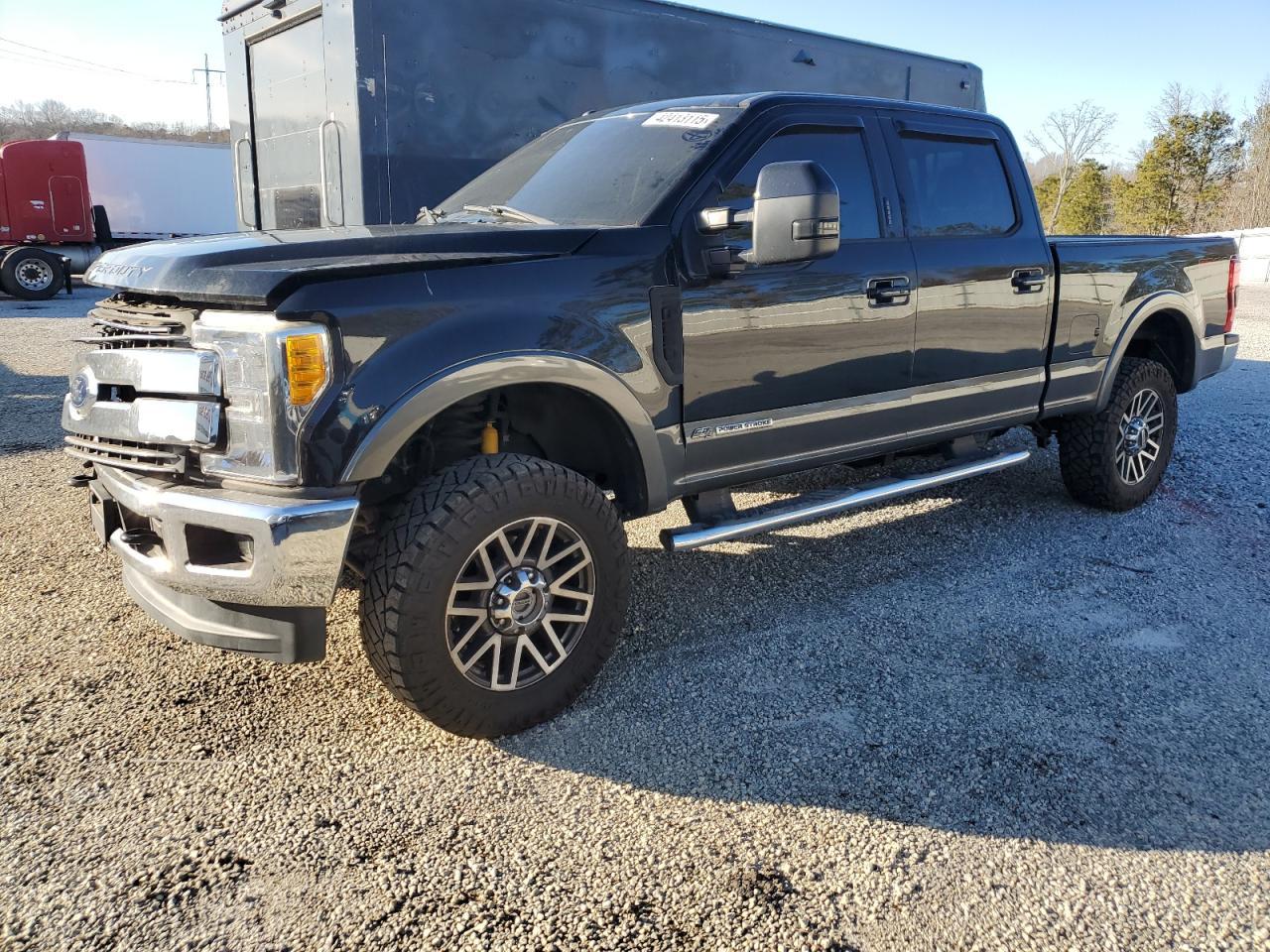 2017 FORD F250 SUPER