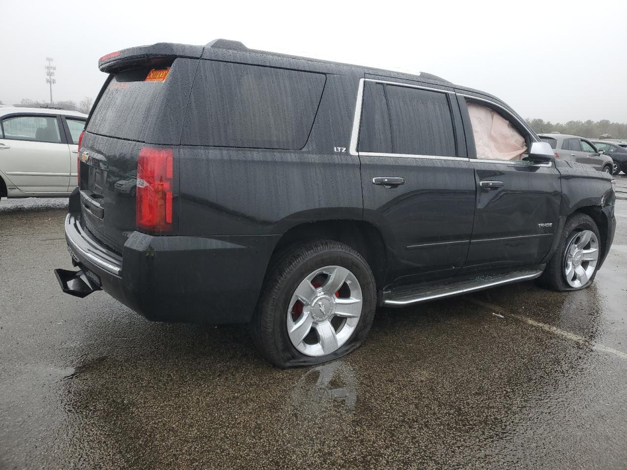 2015 CHEVROLET TAHOE K150 - Фото 3