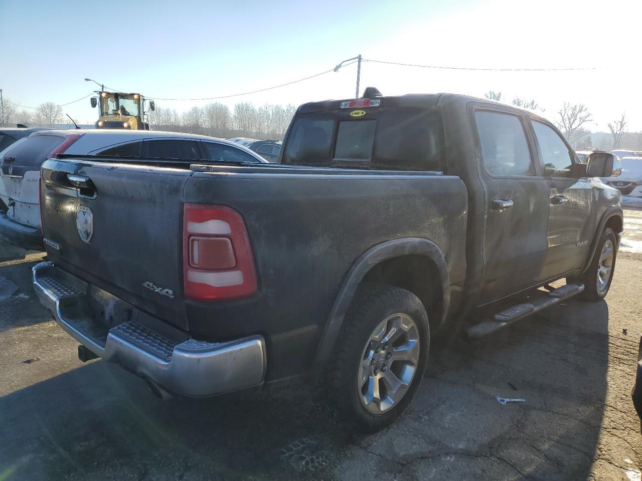 2019 RAM 1500 LARAM - Фото 3