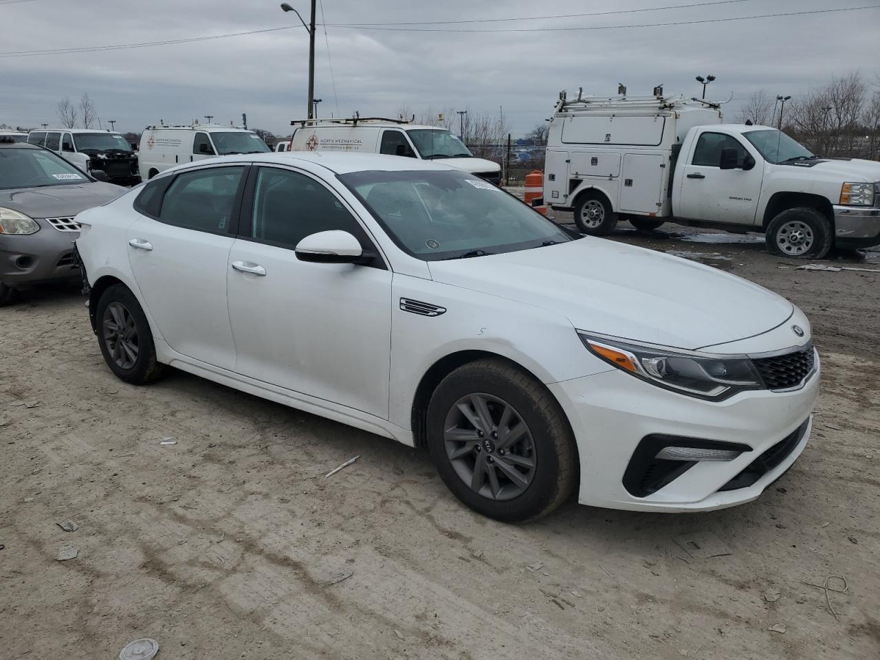 2020 KIA OPTIMA LX - Фото 4