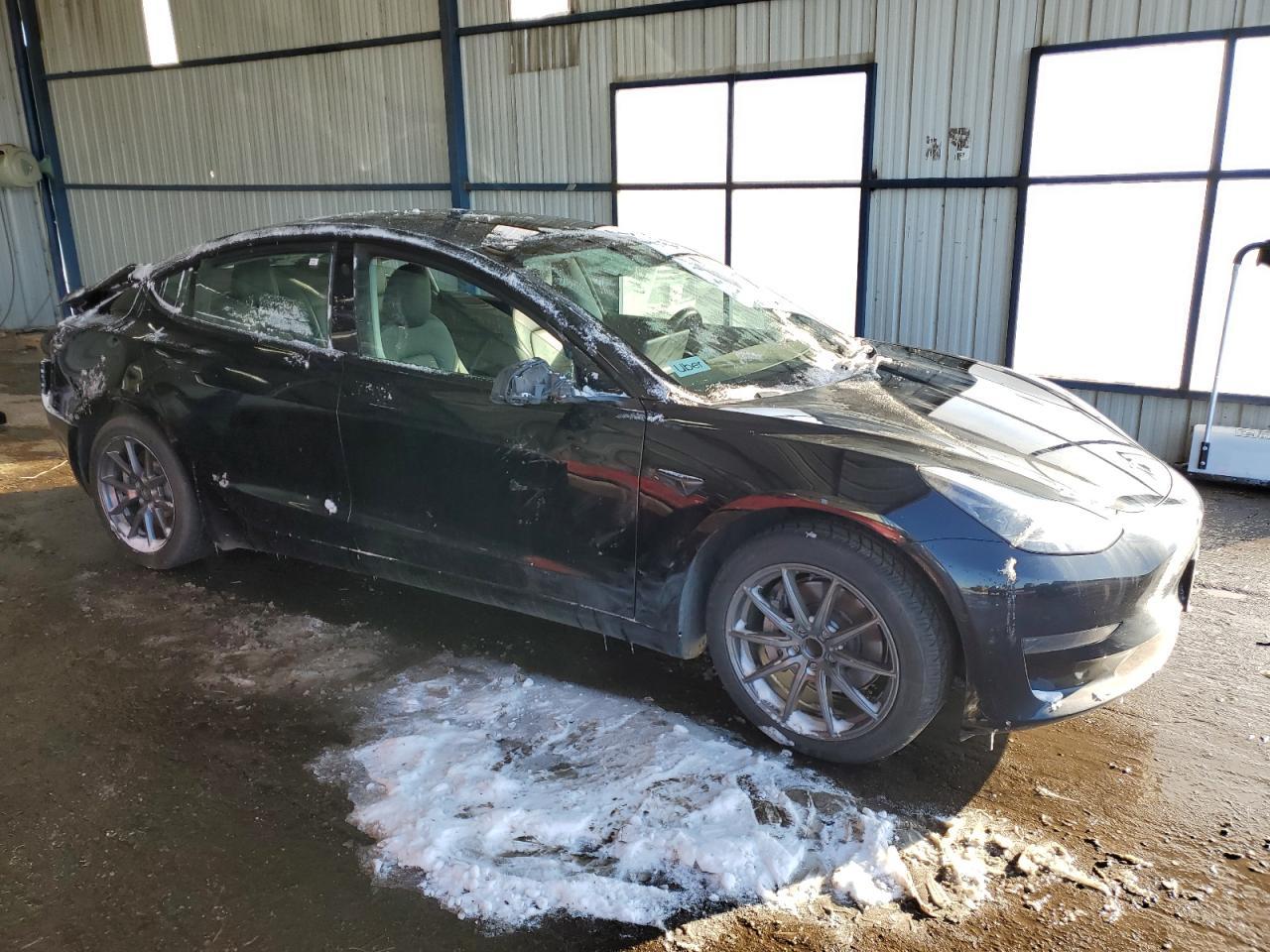 2022 TESLA MODEL 3 - Фото 4