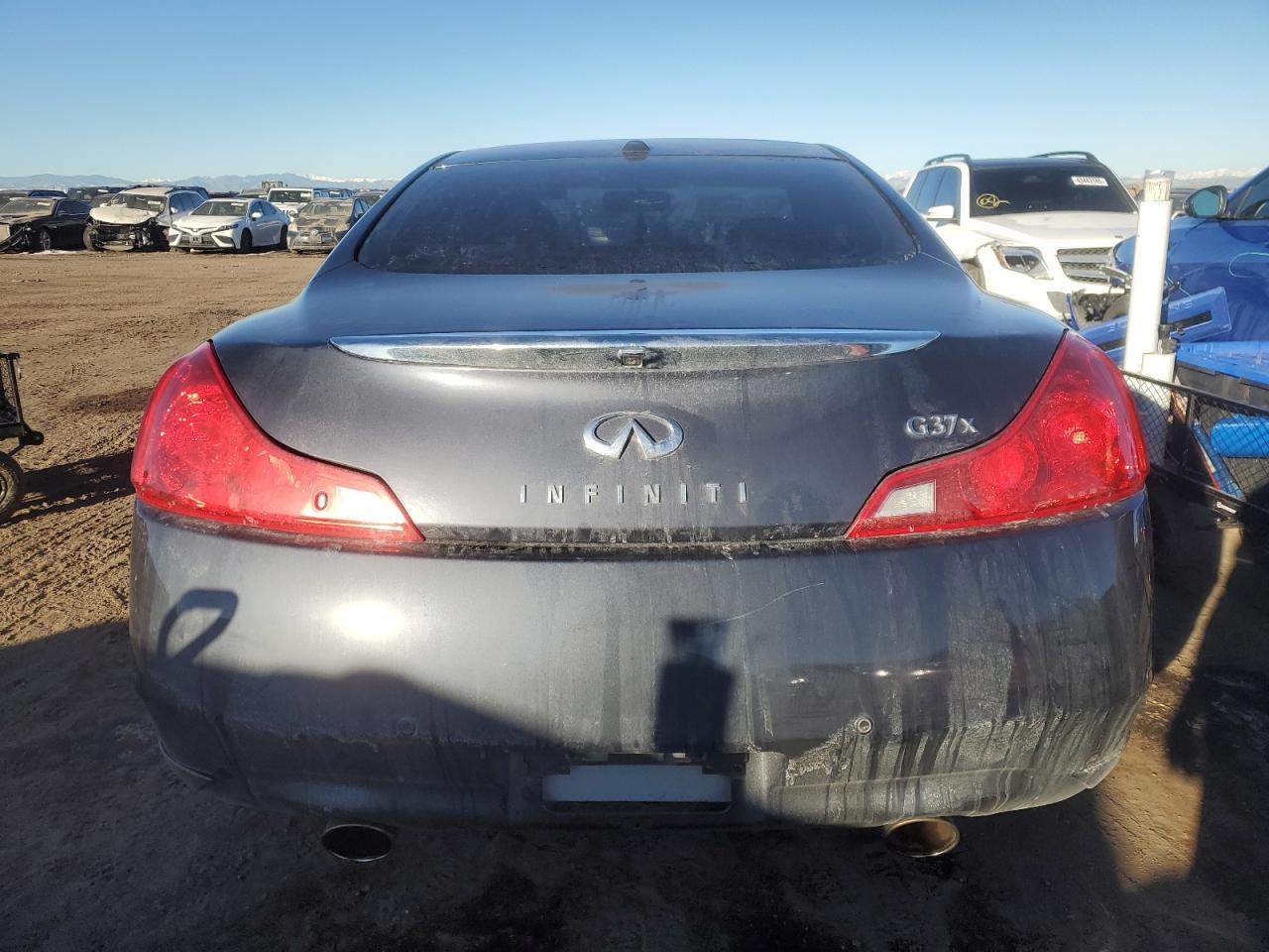 2011 INFINITI G37 - Фото 6