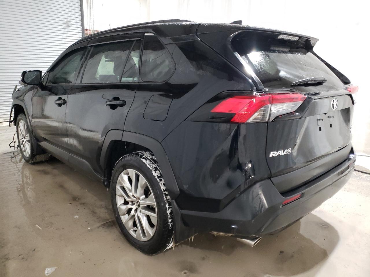2024 TOYOTA RAV4 XLE P - Image 2