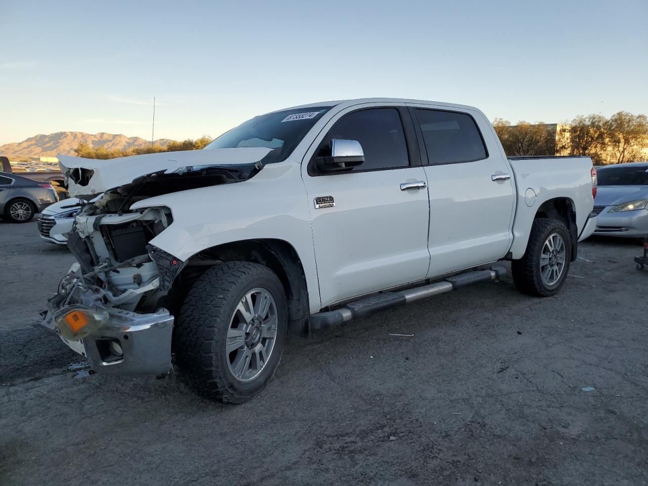 2014 TOYOTA TUNDRA CRE