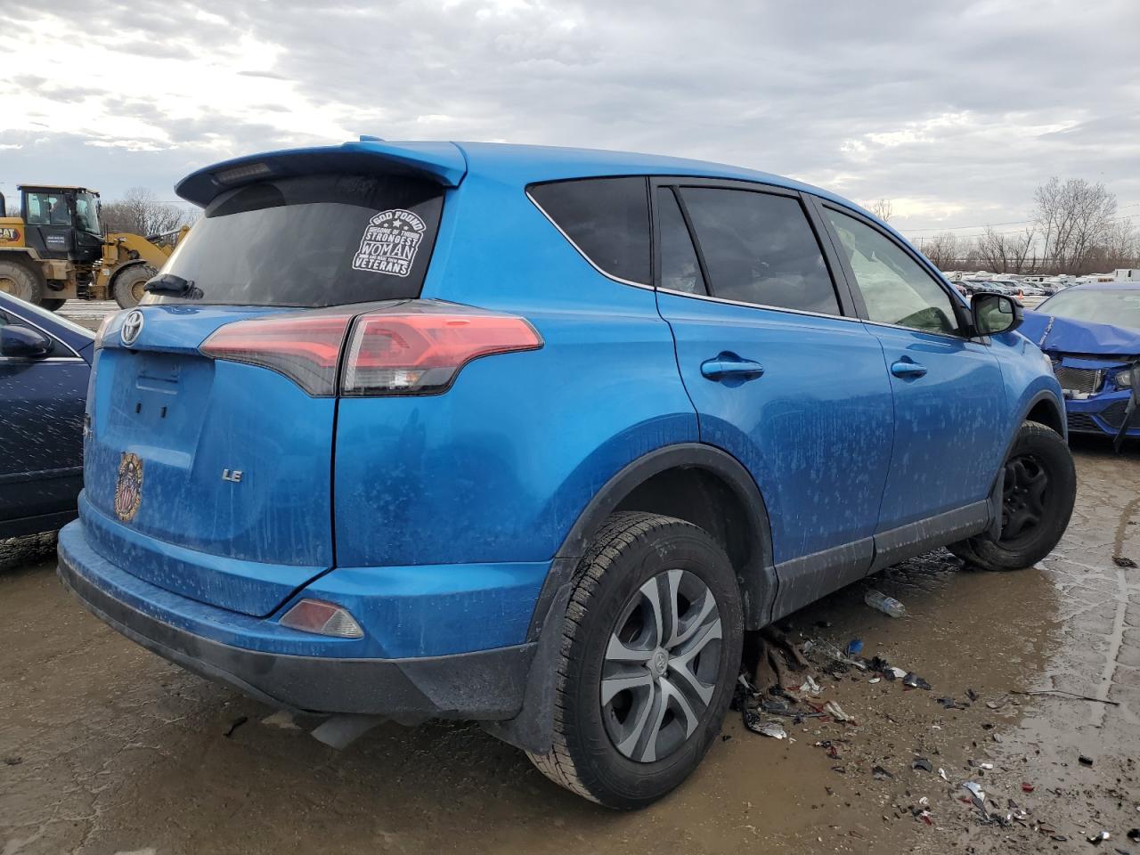 2018 TOYOTA RAV4 LE - Image 3