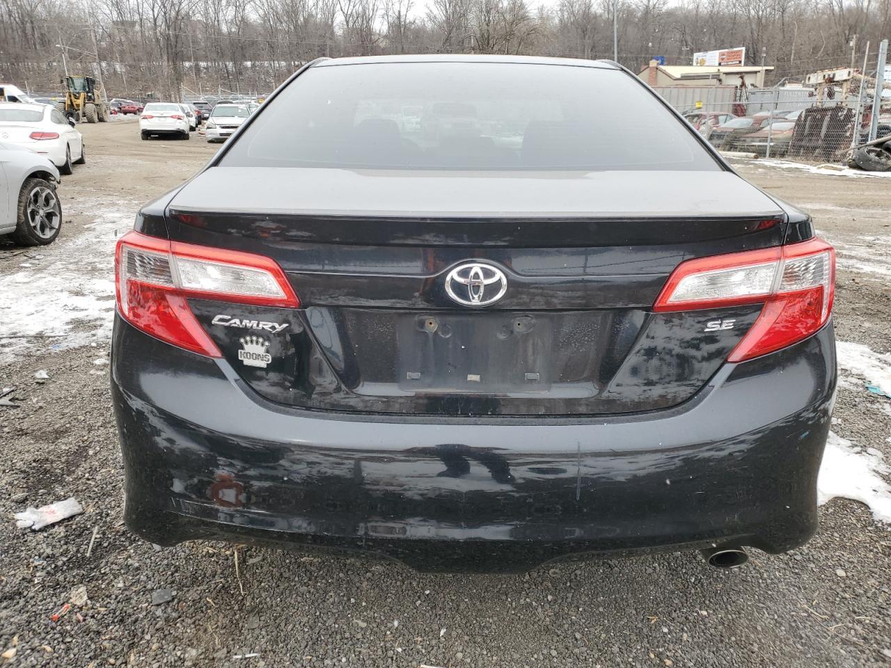 2013 TOYOTA CAMRY L - Image 6