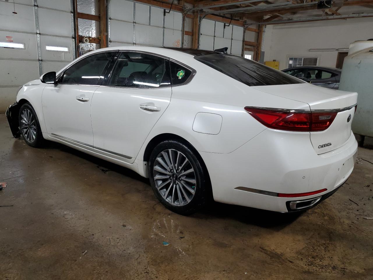 2017 KIA CADENZA PR - Image 2