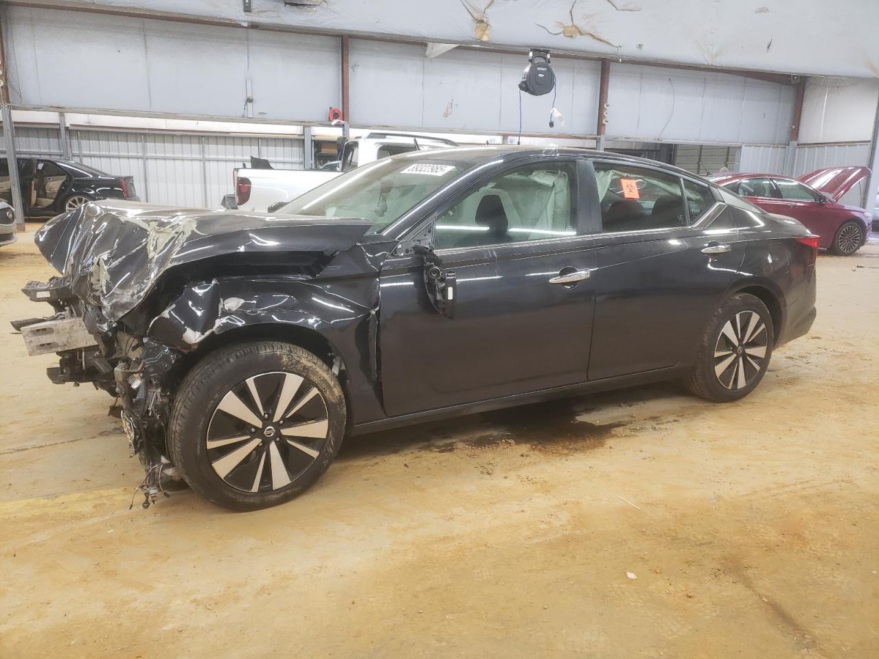 2022 NISSAN ALTIMA SV