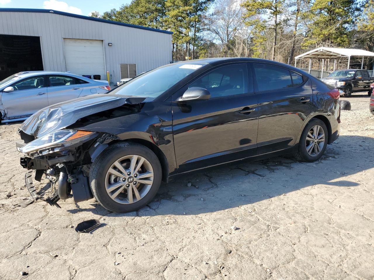 2018 HYUNDAI ELANTRA SE