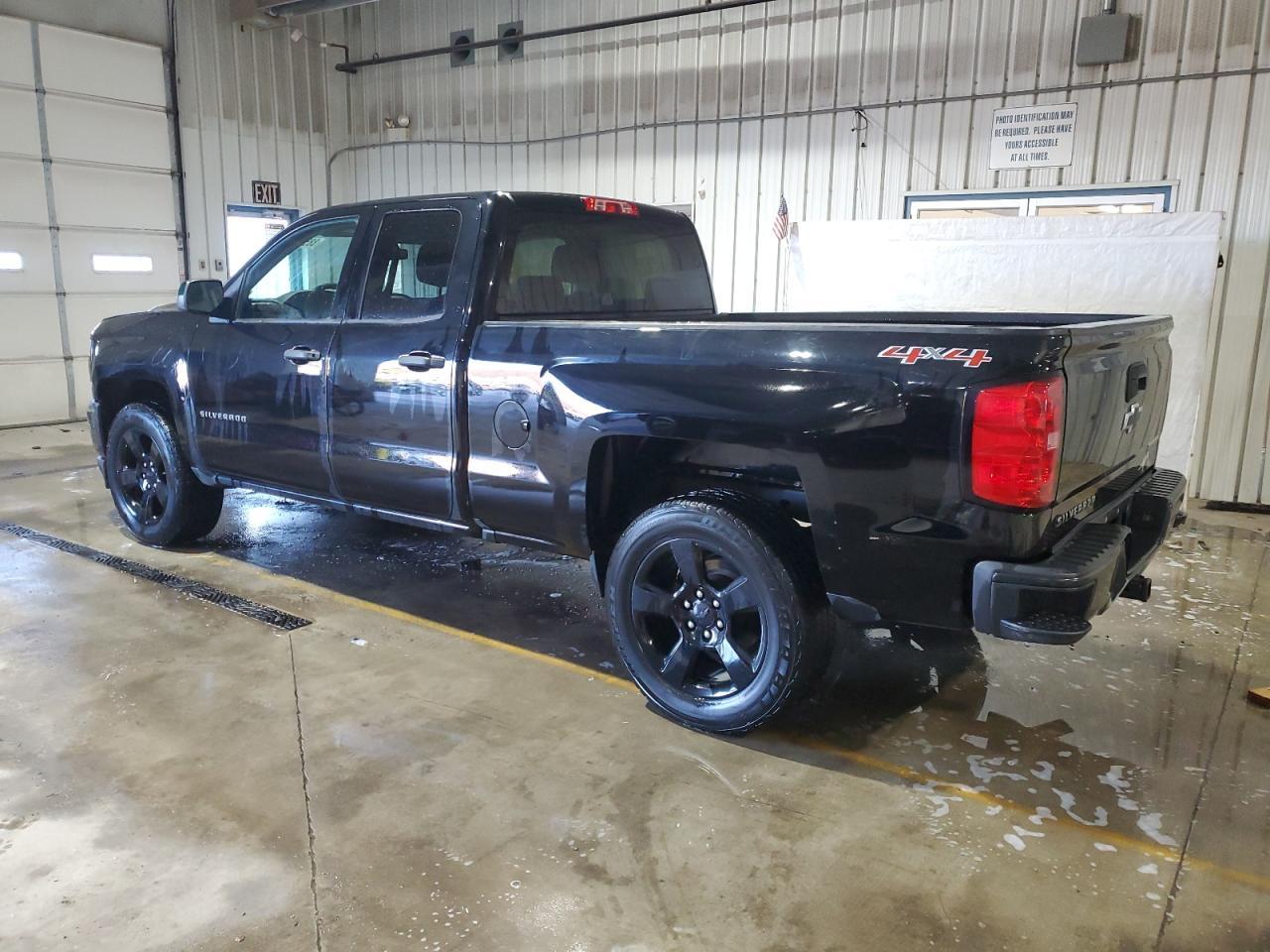2016 CHEVROLET SILVERADO - Image 2