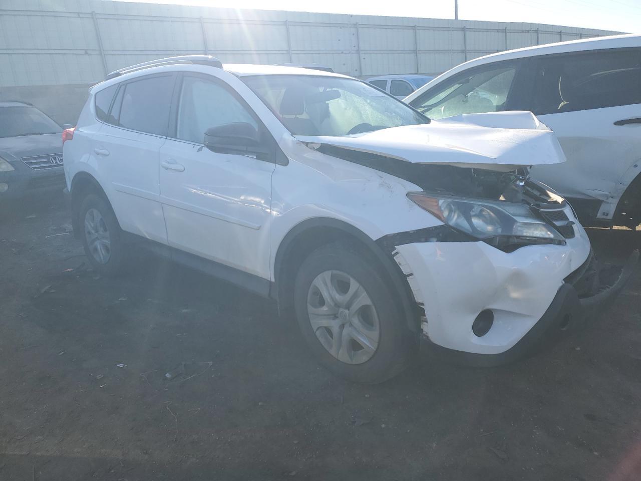 2015 TOYOTA RAV4 LE - Image 4