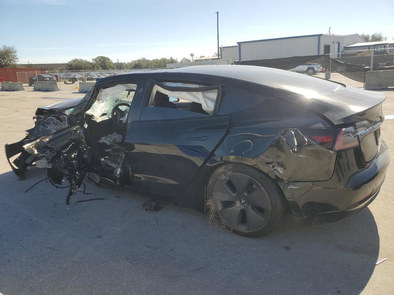 2022 TESLA MODEL 3 - Image 2