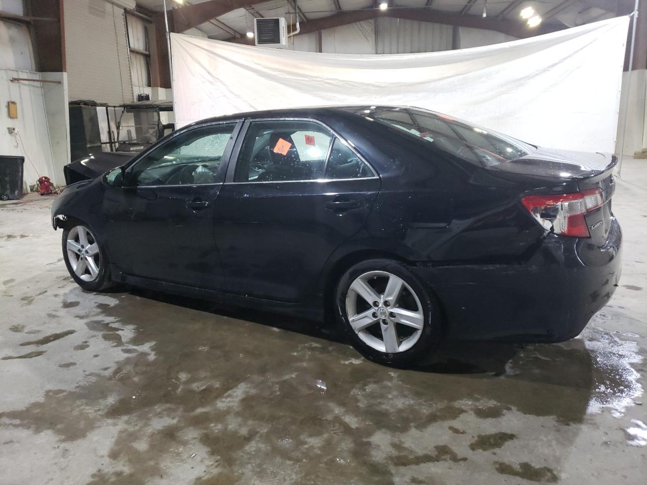 2014 TOYOTA CAMRY L - Image 2