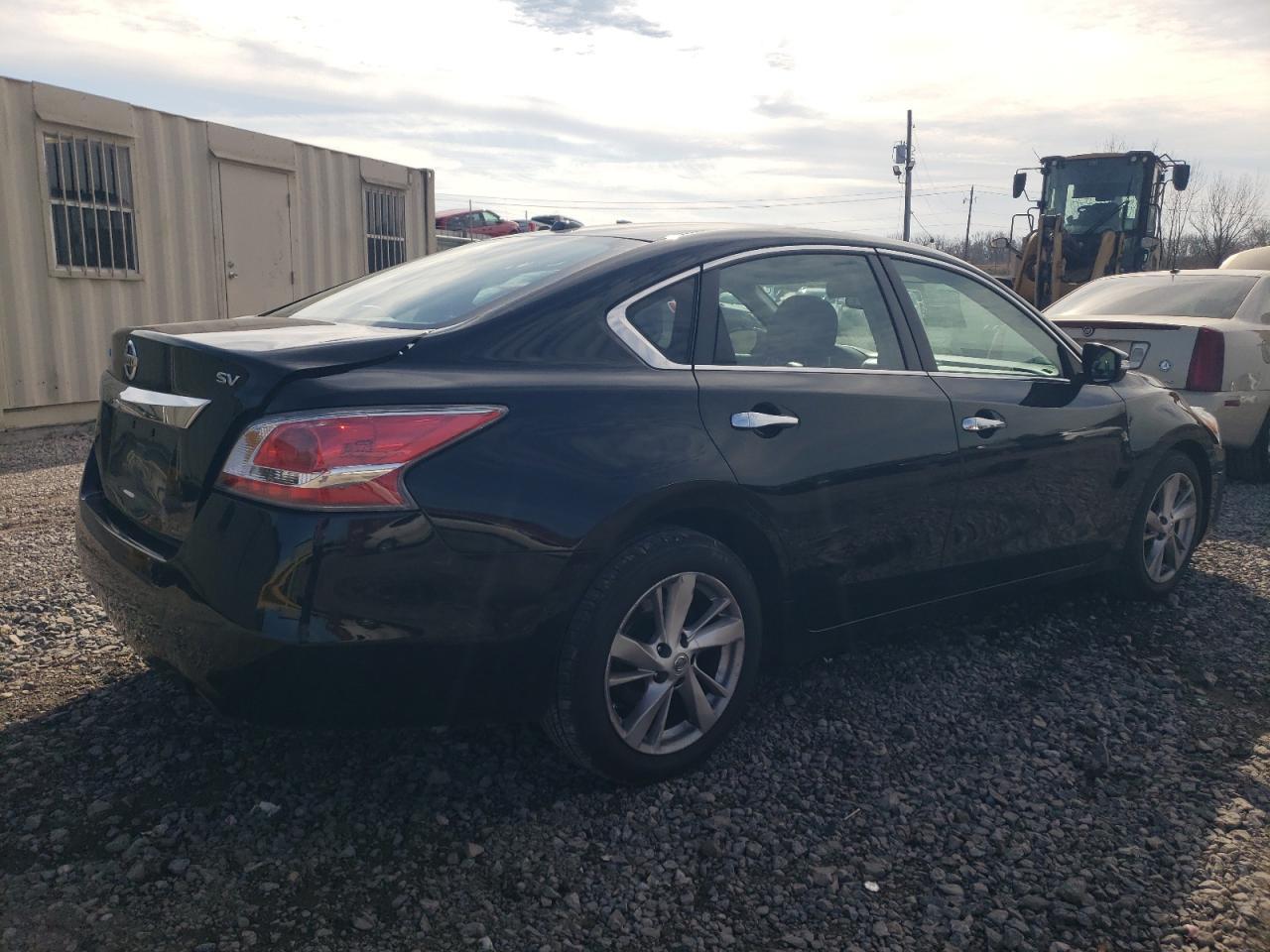 2015 NISSAN ALTIMA 2.5 - Фото 3