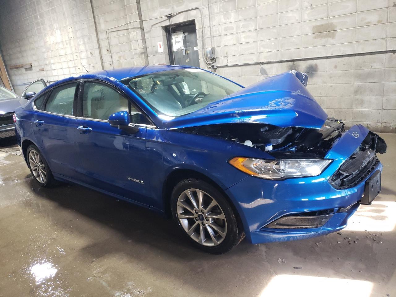 2017 FORD FUSION S H - Фото 4