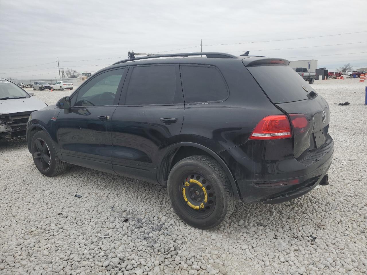 2013 VOLKSWAGEN TOUAREG V6 - Фото 2