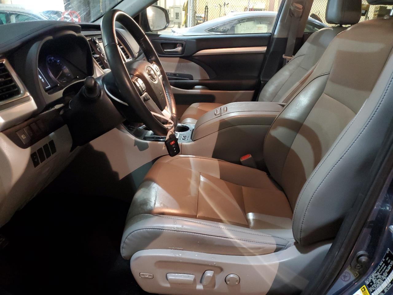 2019 TOYOTA HIGHLANDER - Image 7