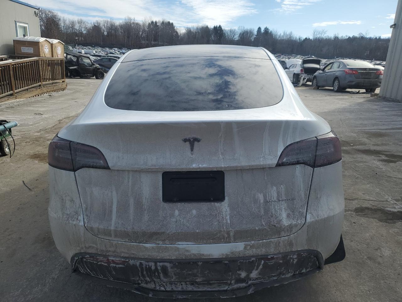 2024 TESLA MODEL Y - Image 6