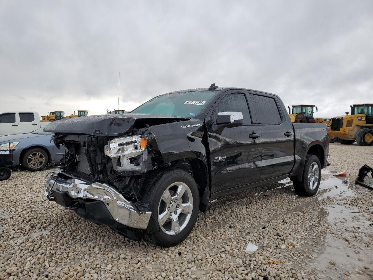 2024 CHEVROLET SILVERADO