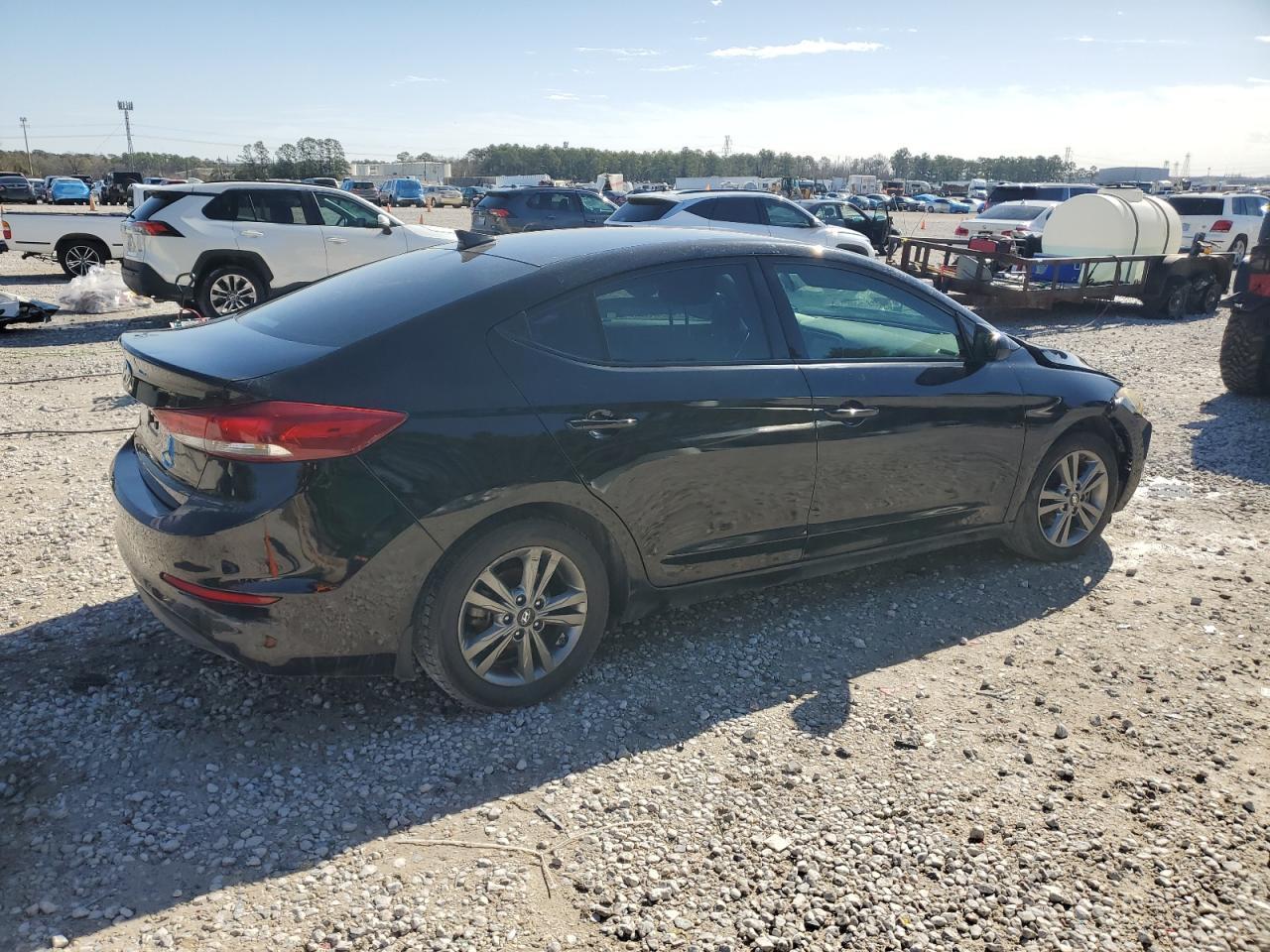 2018 HYUNDAI ELANTRA SE - Фото 3