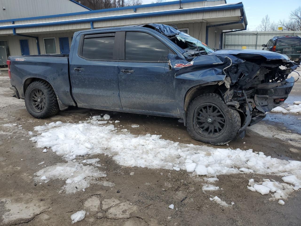 2019 CHEVROLET SILVERADO - Image 4