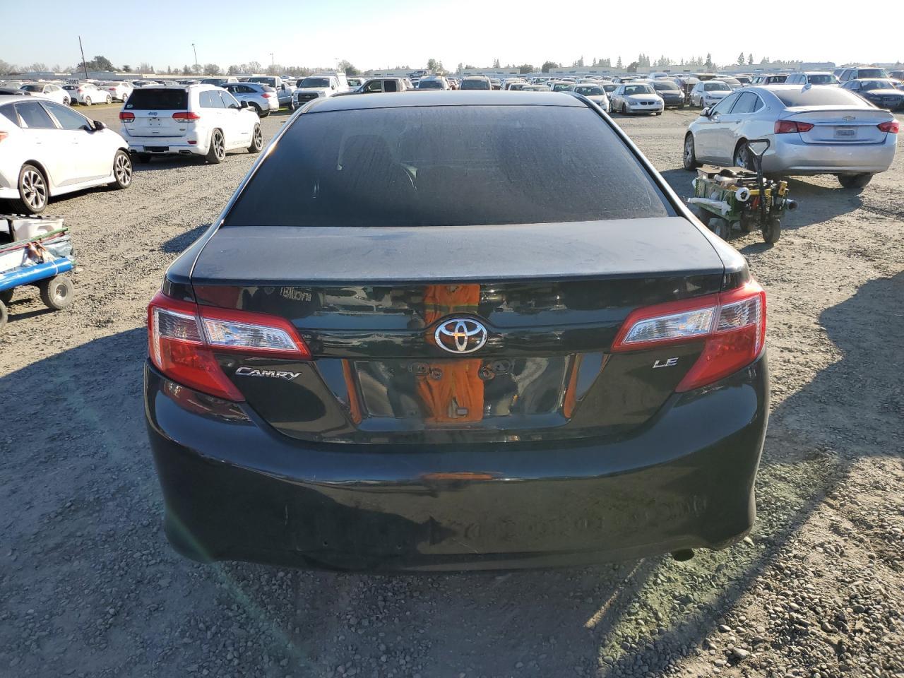 2013 TOYOTA CAMRY L - Image 6