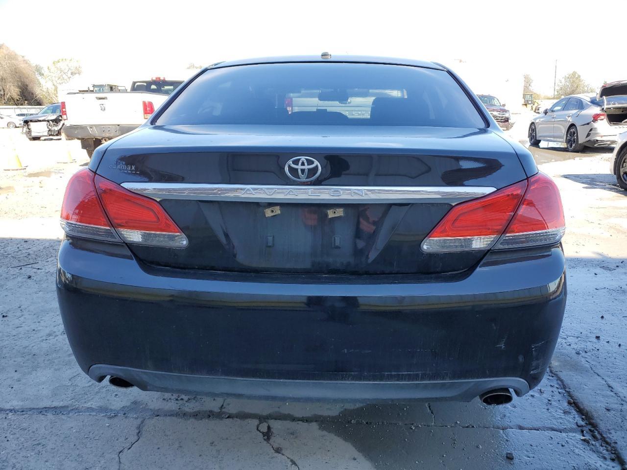 2011 TOYOTA AVALON BAS - Image 6