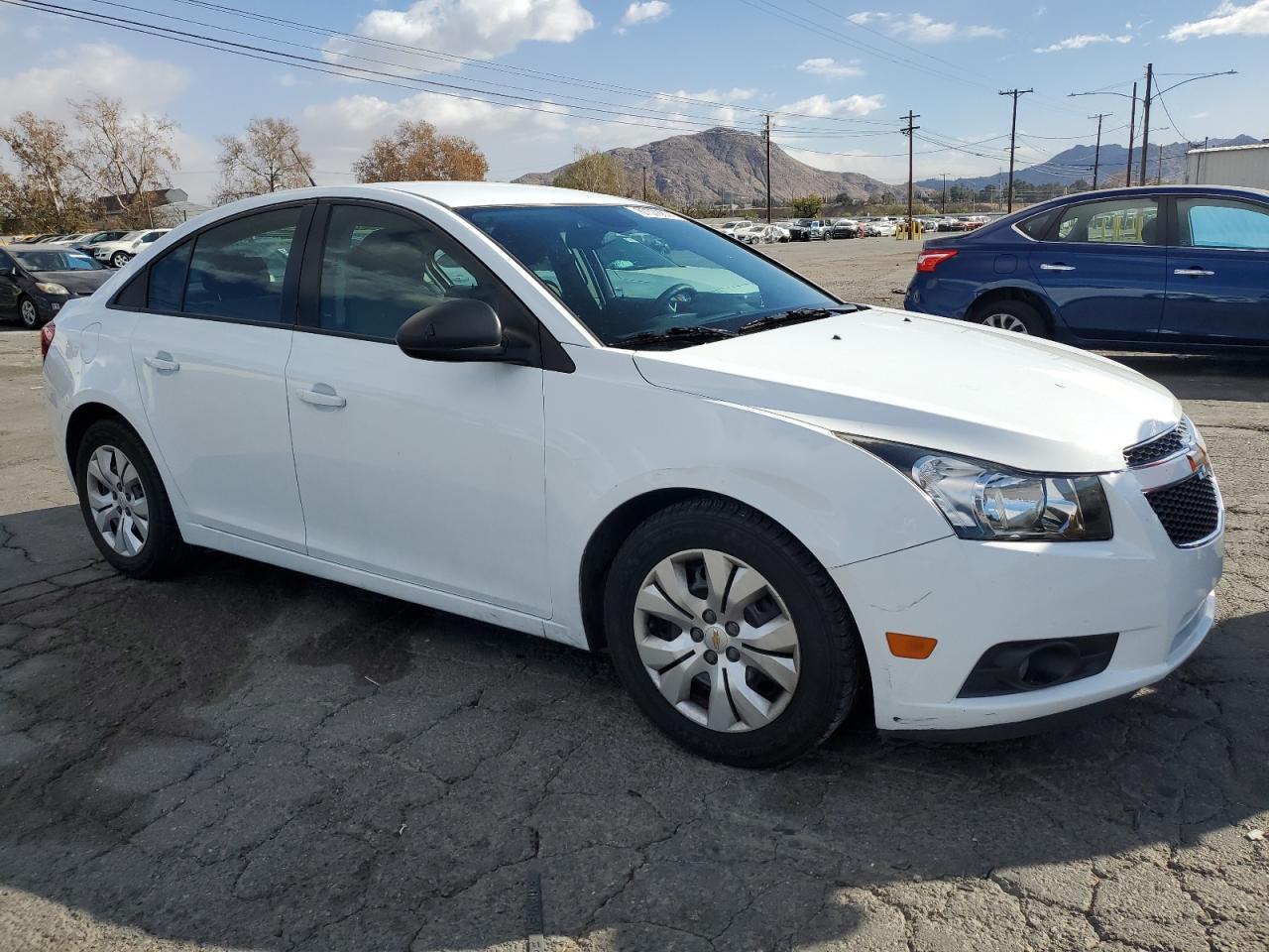 2014 CHEVROLET CRUZE LS - Фото 4