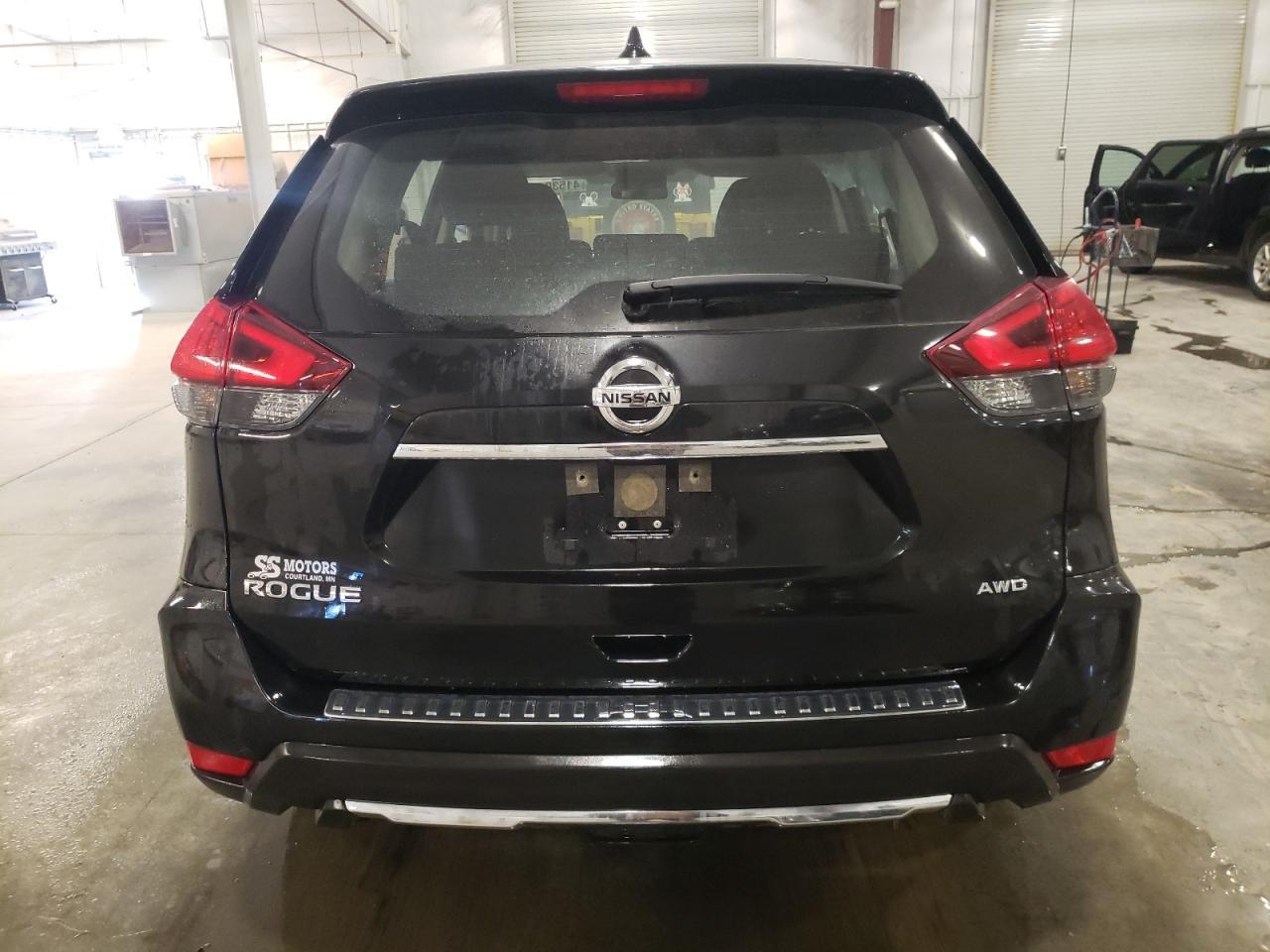 2017 NISSAN ROGUE S - Image 6