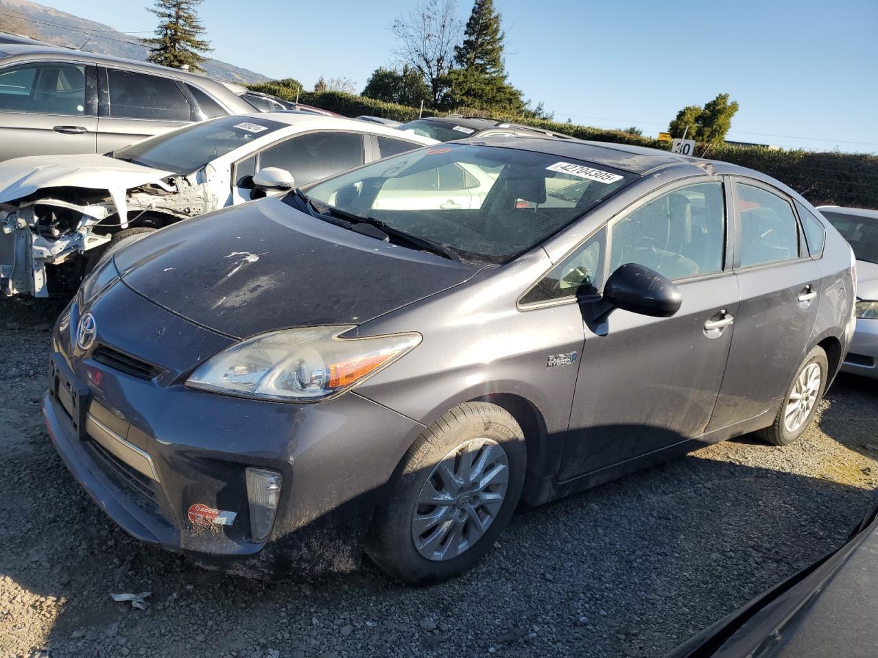 2015 TOYOTA PRIUS PLUG car image