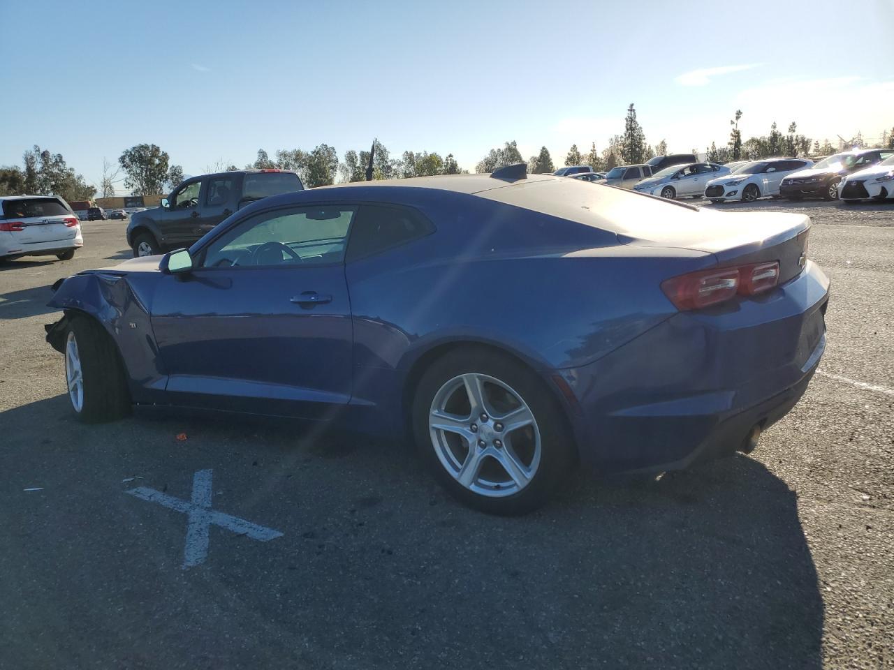 2021 CHEVROLET CAMARO LS - Фото 2