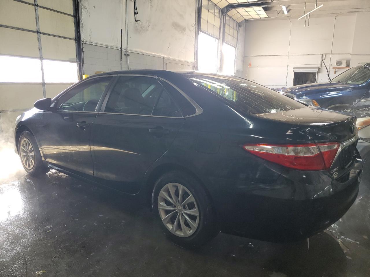 2016 TOYOTA CAMRY LE - Image 2