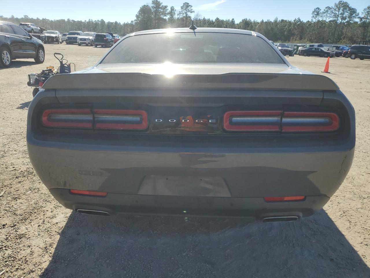 2017 DODGE CHALLENGER - Image 6