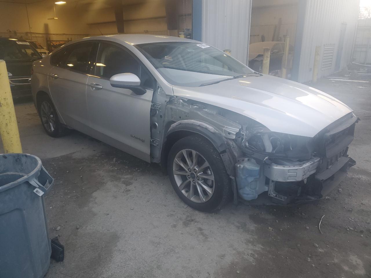 2017 FORD FUSION SE - Фото 4