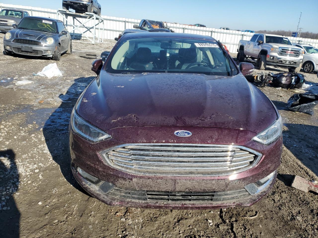 2017 FORD FUSION SE - Image 5