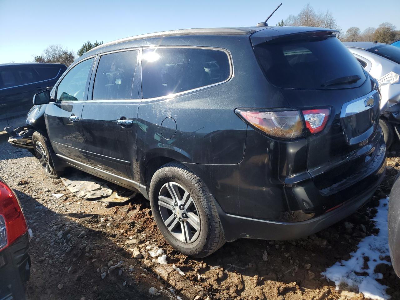 2015 CHEVROLET TRAVERSE L - Image 2
