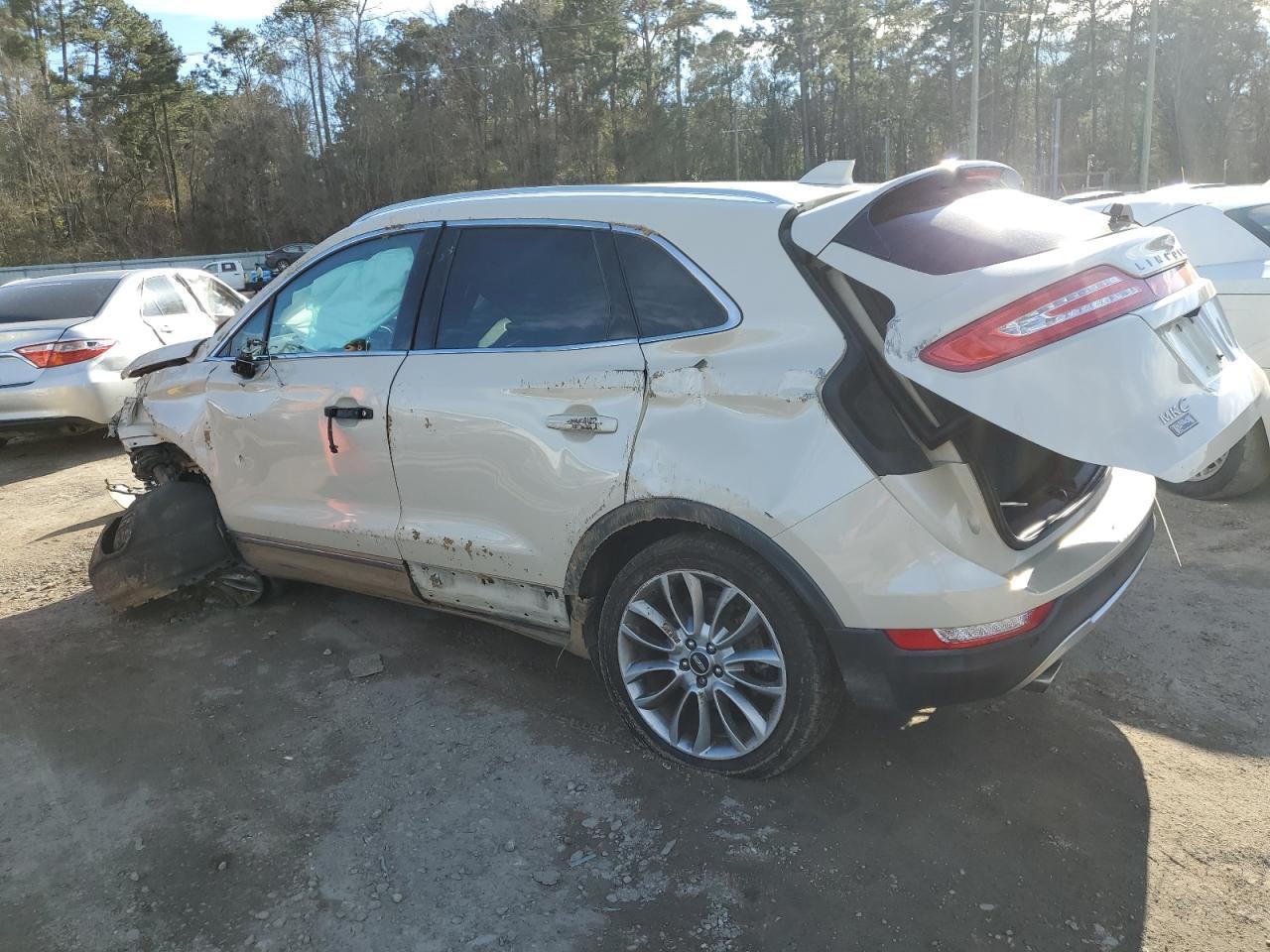 2018 LINCOLN MKC RESERV - Image 2