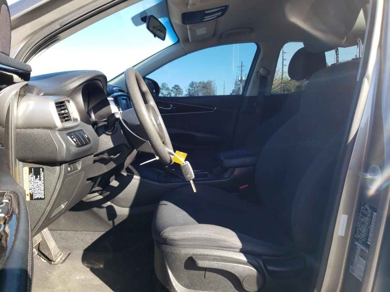 2017 KIA SORENTO LX - Фото 7